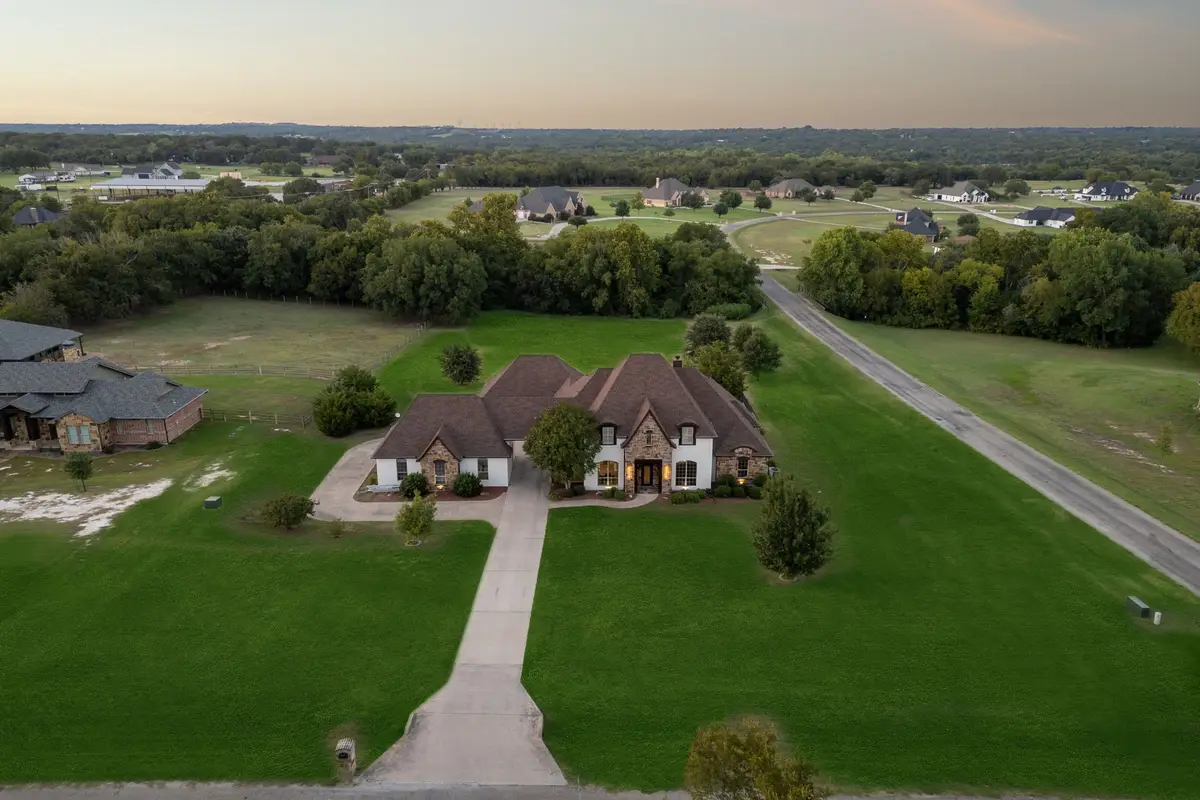 200 W Bozeman Lane, Fort Worth, TX 76108 - Image #1