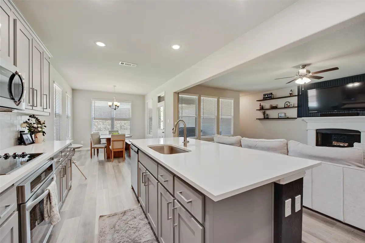 1525 Sand Dollar Trail, Weatherford, TX 76087 - Image #1