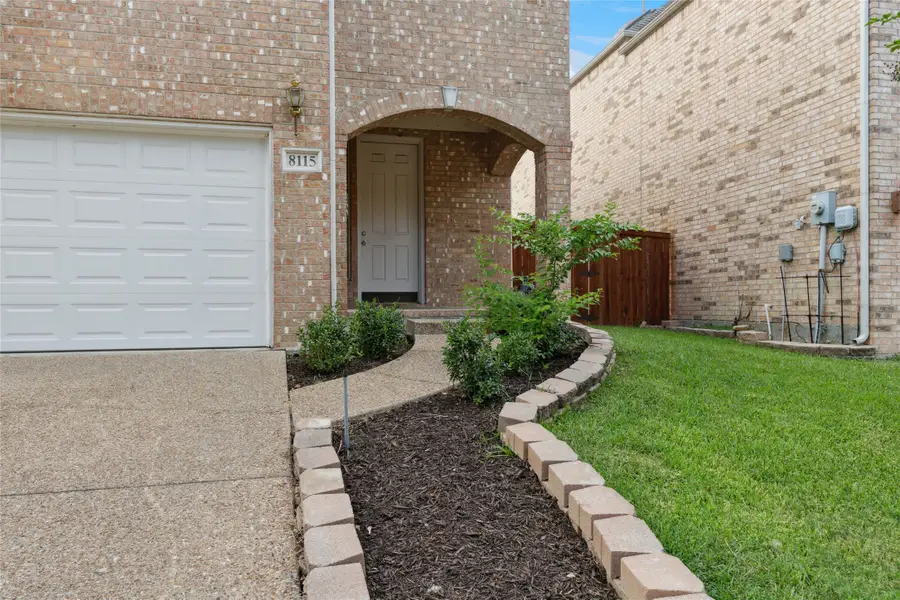 8115 Dogwood Lane, Irving, TX 75063 - Image #3