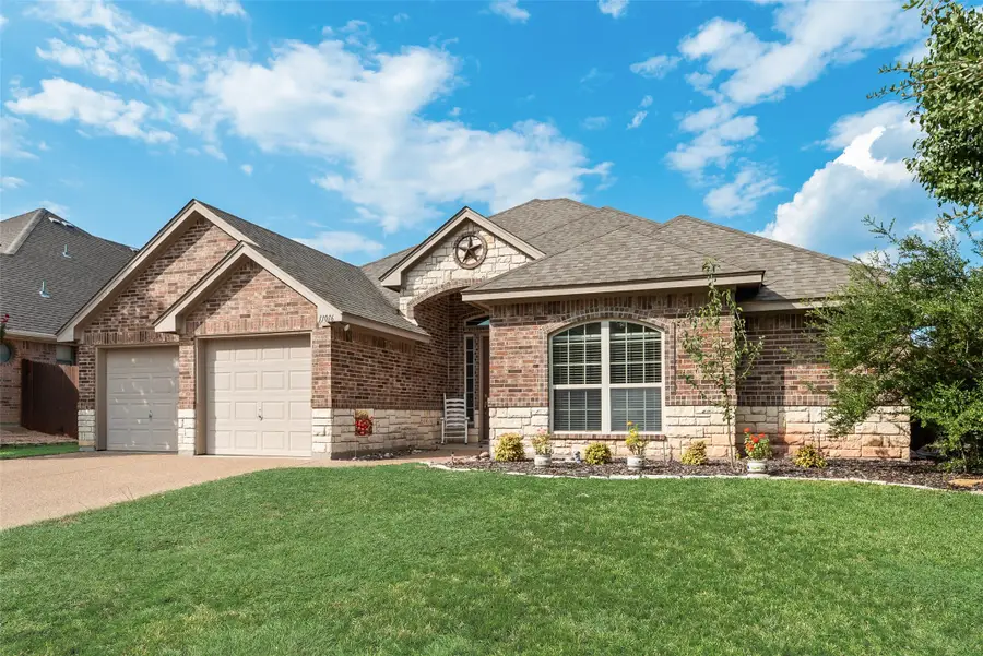 11016 Castle Oak Lane W, Fort Worth, TX 76108 - Image #3