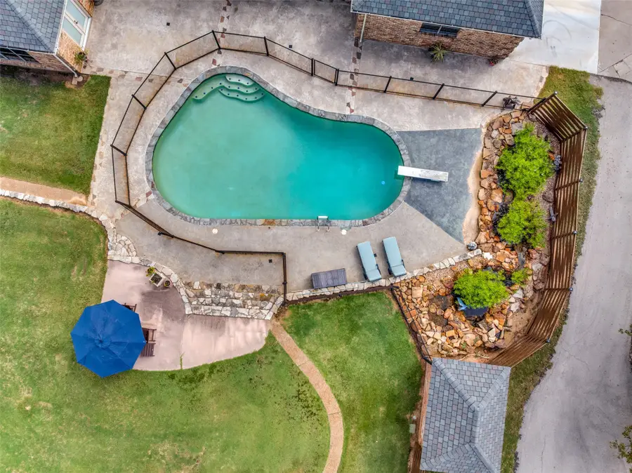 262 Private Road 1494, Alvord, TX 76225 - Image #2