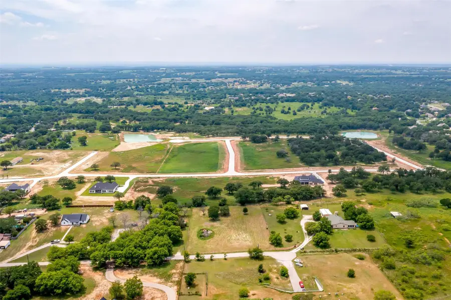 1031 Estancia Boulevard, Weatherford, TX 76088 - Image #3