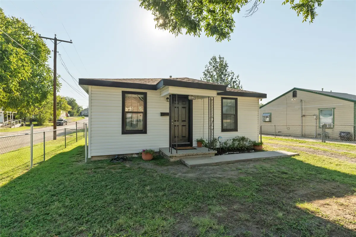 3224 N Hampton Street, Fort Worth, TX 76106 - Image #1