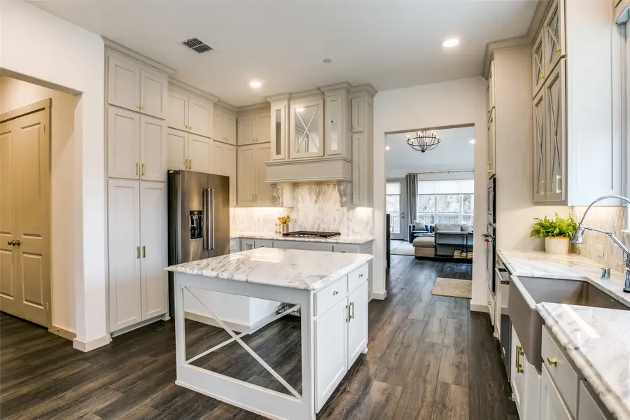 100 Claire Drive, Trophy Club, TX 76262 - Image #2