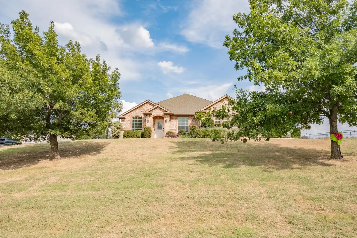 140 Owen Circle, Weatherford, TX 76087 - Image #1