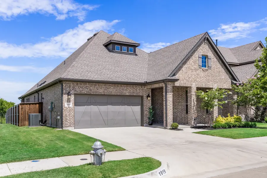 1919 Birch Street, Mansfield, TX 76063 - Image #2