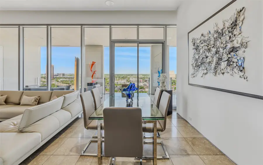 1717 Arts Plaza #1804, Dallas, TX 75201 - Image #3