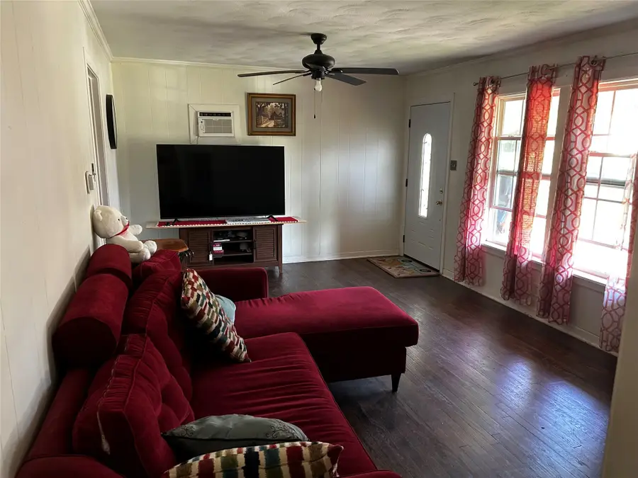 1716 Ridgewood Drive, Denison, TX 75020 - #2