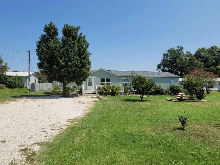 7701 River Run, Granbury, TX 76049 - Image #3