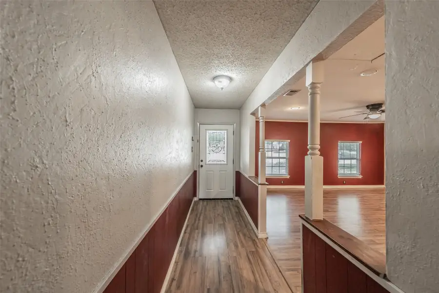 756 NW Wood Street, Burleson, TX 76028 - Image #3