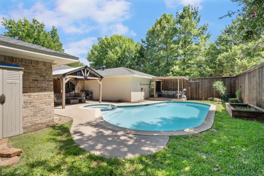 2404 Timbercreek Drive, Plano, TX 75075 - Image #2