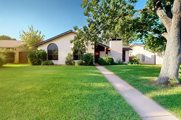 1249 Granada Street, Lewisville, TX 75067