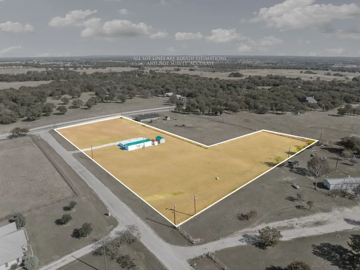 127 Pleasant View Drive, Bridgeport, TX 76426 - Image #1