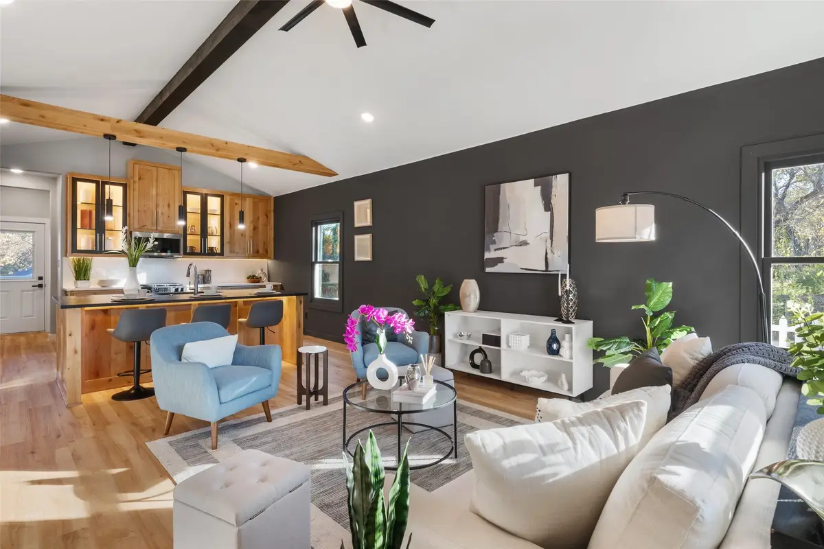 212 S Cliff Street, Dallas, TX 75203 - Image #1