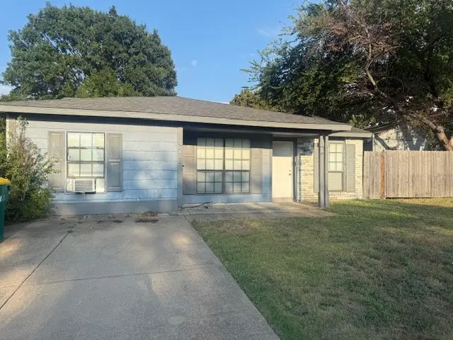 423 Vincent Street, Cedar Hill, TX 75104 - Image #2