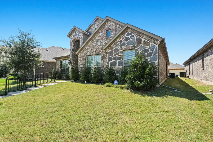 105 Melody Way, Red Oak, TX 75154 - Image #2