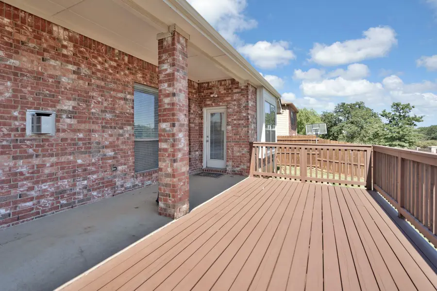 3217 Hidden Springs Drive, Corinth, TX 76210 - Image #2