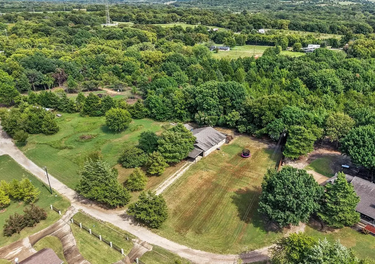 176 Blue Creek Circle, Sherman, TX 75090 - Image #1