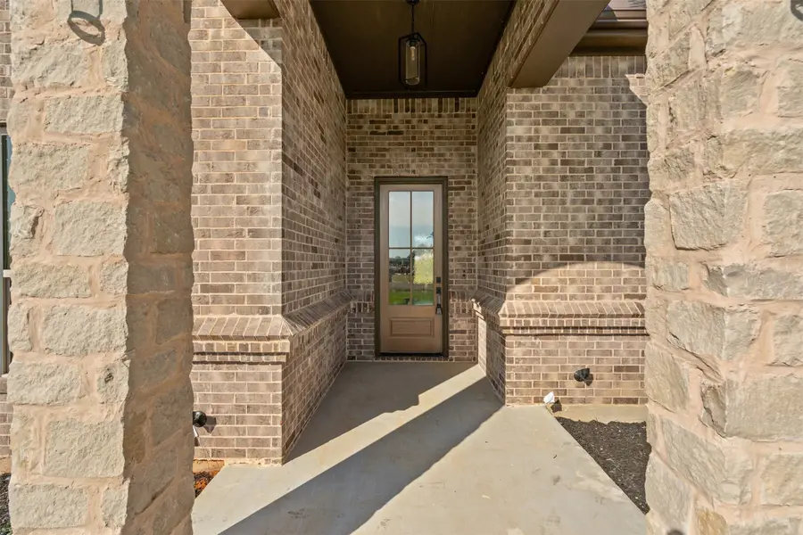 5005 Cottontail Court, Springtown, TX 76082 - Image #3