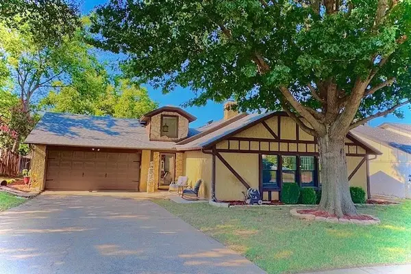 1109 Simpson Terrace, Bedford, TX 76021