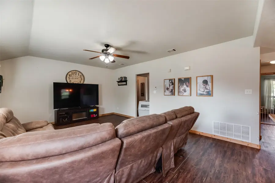 117 Breanna Way, Waxahachie, TX 75165 - Image #3