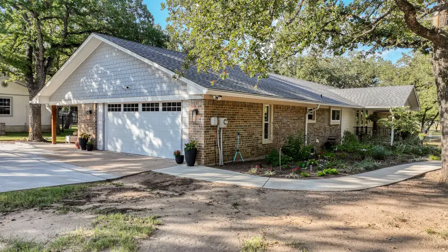 249 Wandering Lane, Weatherford, TX 76086 - Image #2