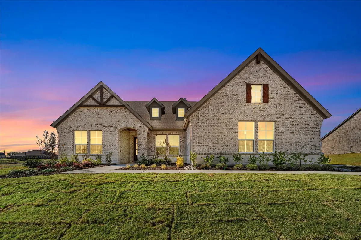 810 Westover Drive, Van Alstyne, TX 75495 - Image #1