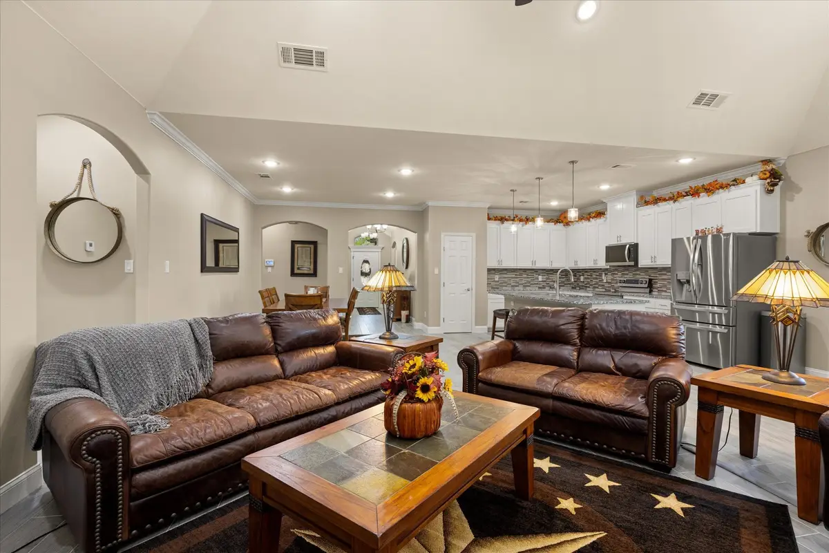 2620 Houston Court, Granbury, TX 76048 - Image #1