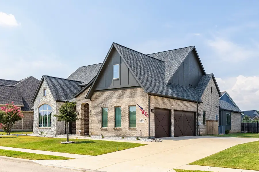 259 Aberdeen Boulevard, Argyle, TX 76226 - Image #2