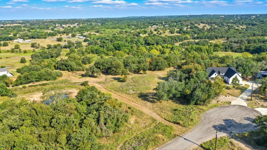 209 Grace Court, Weatherford, TX 76088 - Image #2