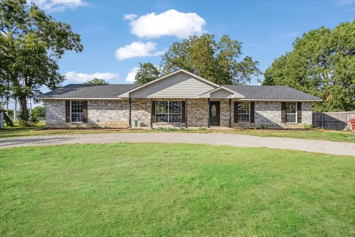 108 W College Street, Leonard, TX 75452 - Image #1