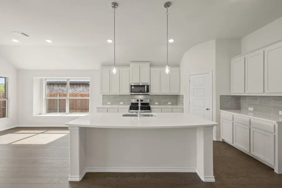 10809 Rothland Street, Fort Worth, TX 76036 - Image #2