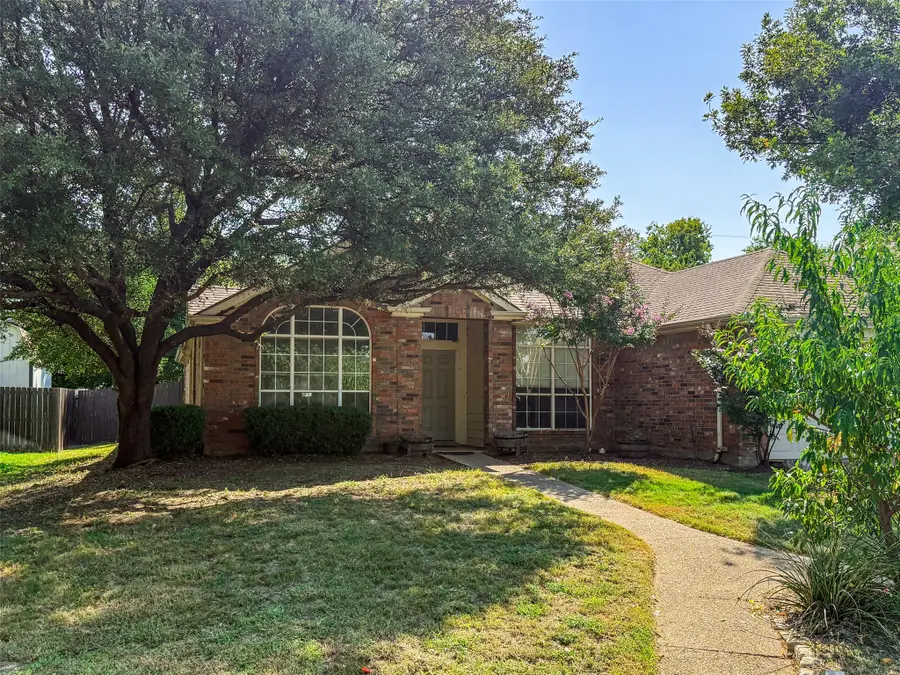 786 Texas Oak Trail, Lake Dallas, TX 75065 - Image #3