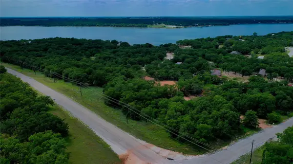 399 Nocona Drive, Nocona, TX 76255