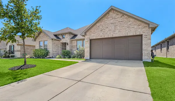 816 Lemmon Lane, Forney, TX 75126