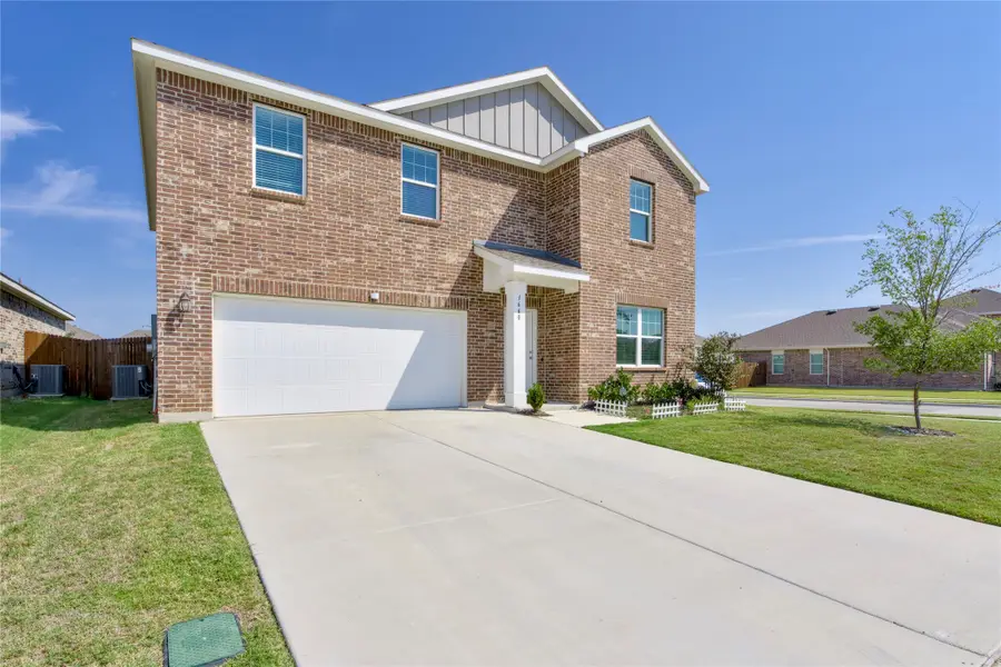 1660 Hossler Trail, Fort Worth, TX 76052 - Image #3