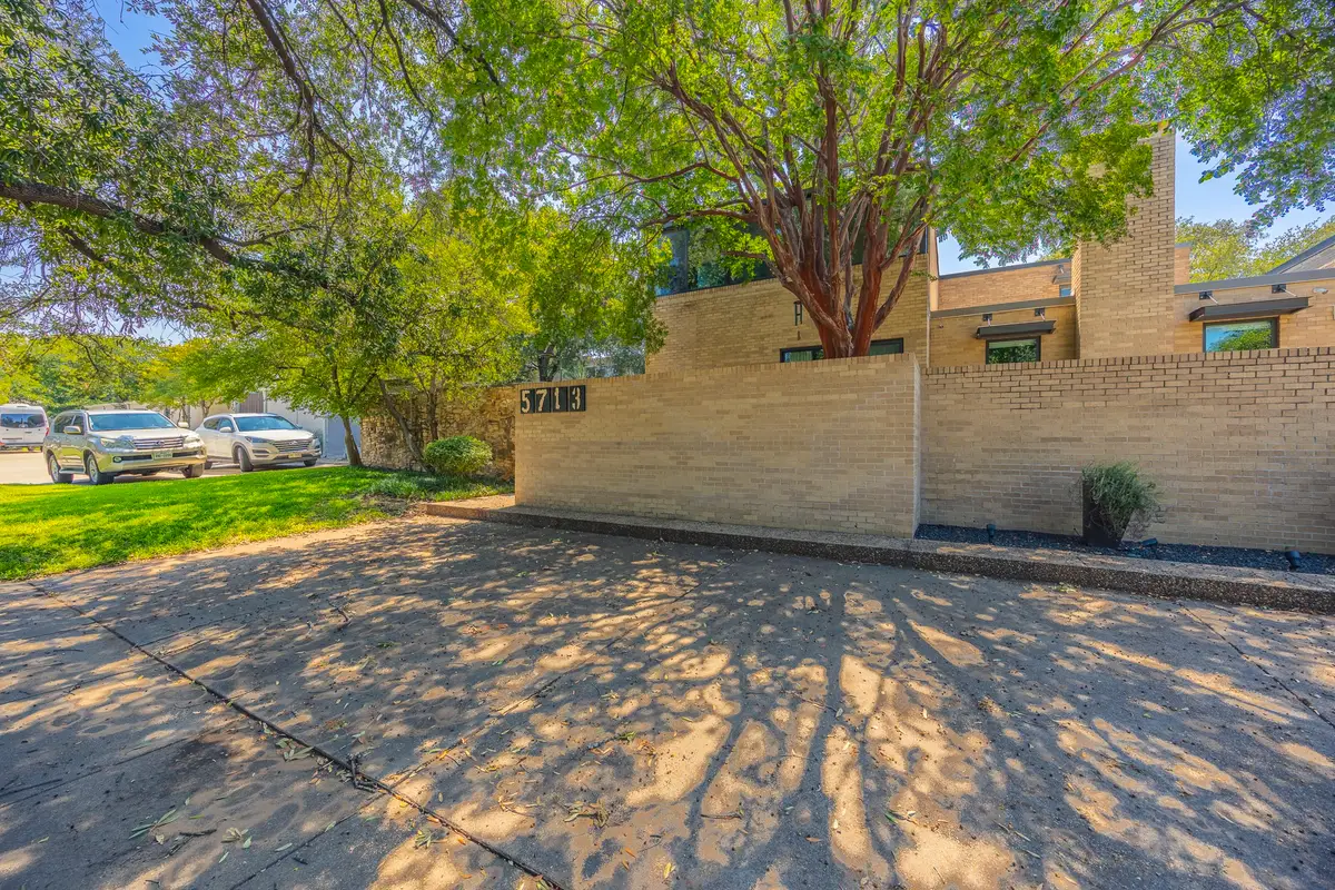 5713 Pershing Avenue, Fort Worth, TX 76107 - Image #1