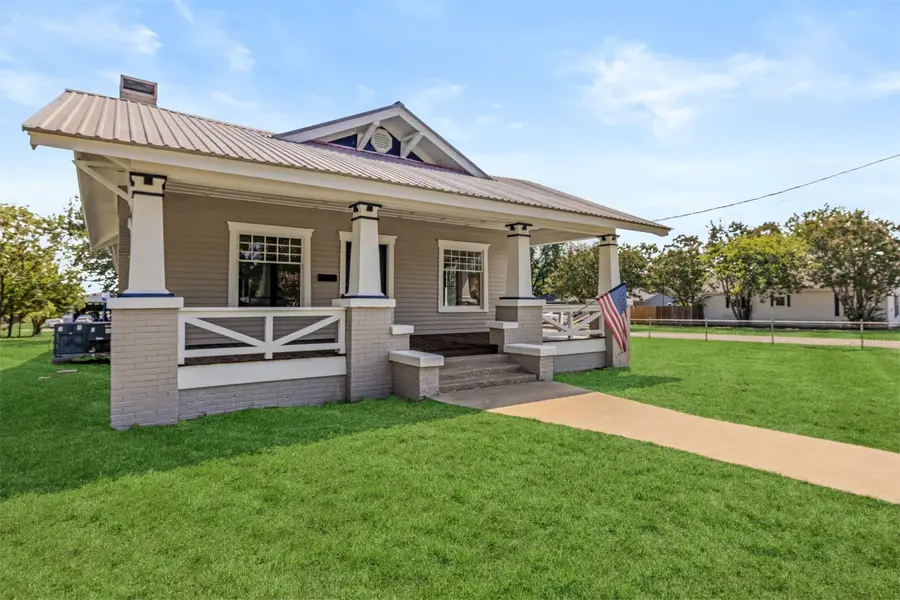 802 N Church Street, Decatur, TX 76234 - Image #2