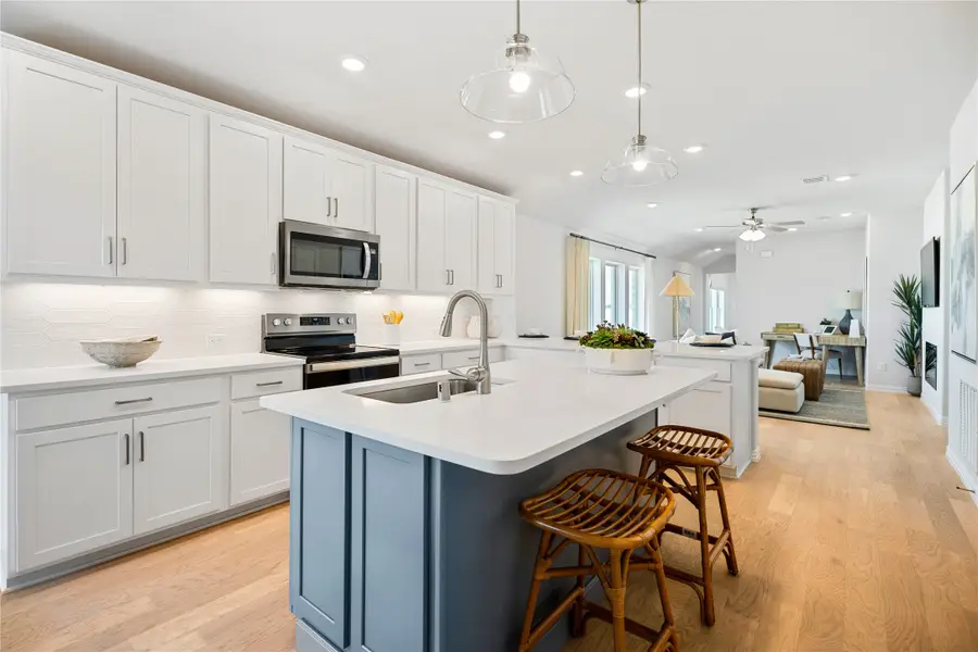 8716 Saratoga Street, Pilot Point Aubrey, TX 76258 - Image #2