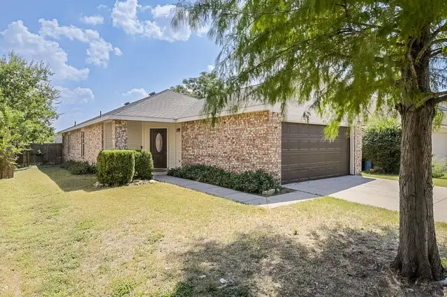 4553 Waterford Drive, Fort Worth, TX 76179 - Image #3