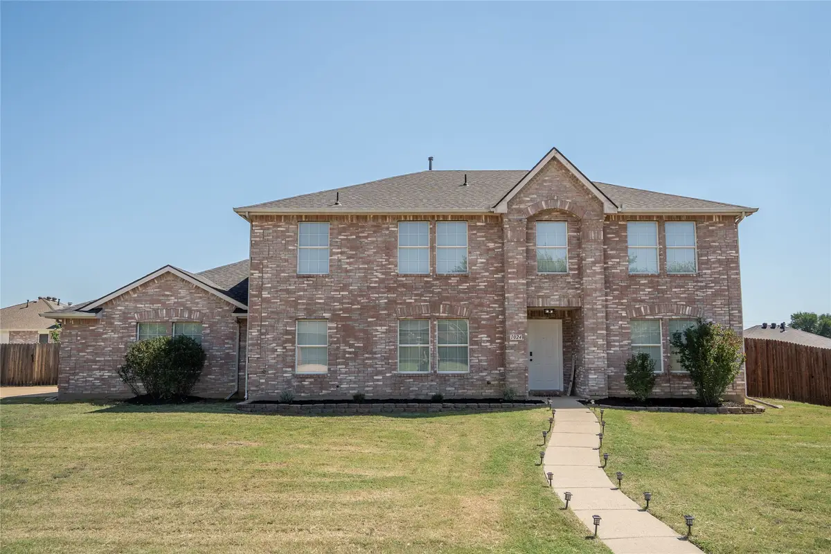 1024 Ridgetop Drive, Justin, TX 76247 - Image #1