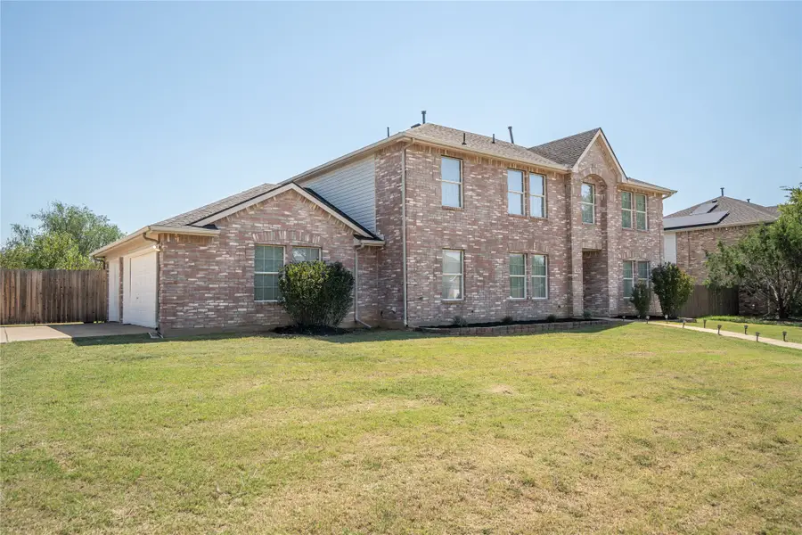 1024 Ridgetop Drive, Justin, TX 76247 - Image #3