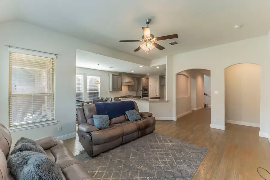 5644 Salt Springs Drive, Fort Worth, TX 76179 - Image #2