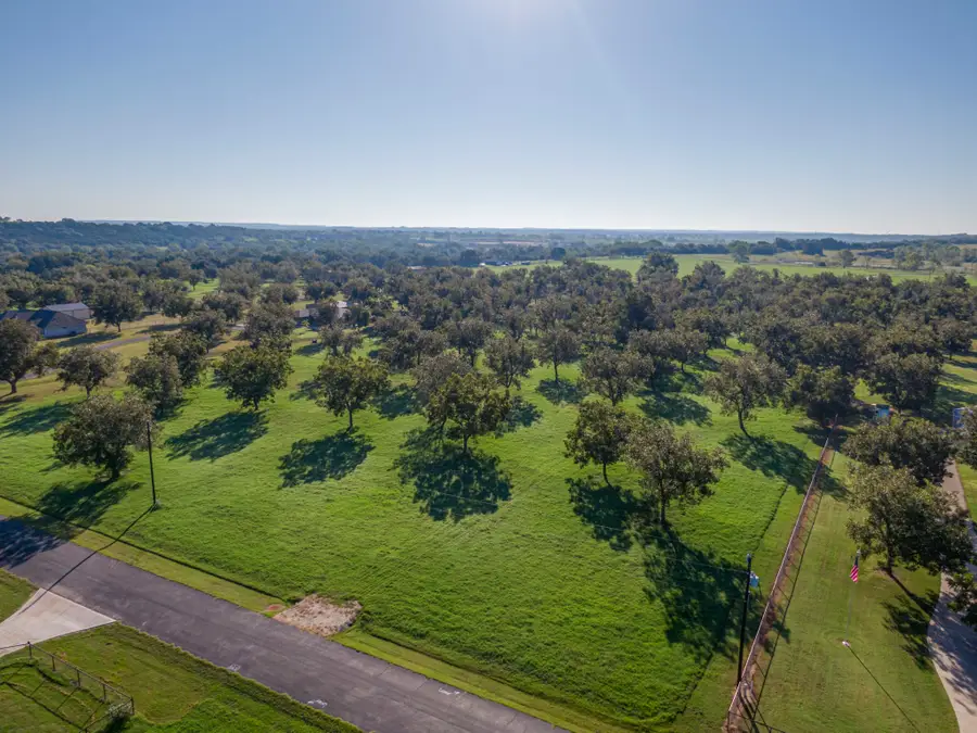 1917 Burkett Court, Cleburne, TX 76033 - Image #3