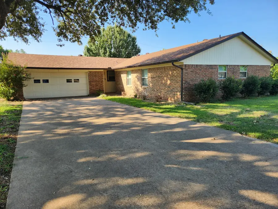 111 Gregory Drive, Heath, TX 75032 - Image #2