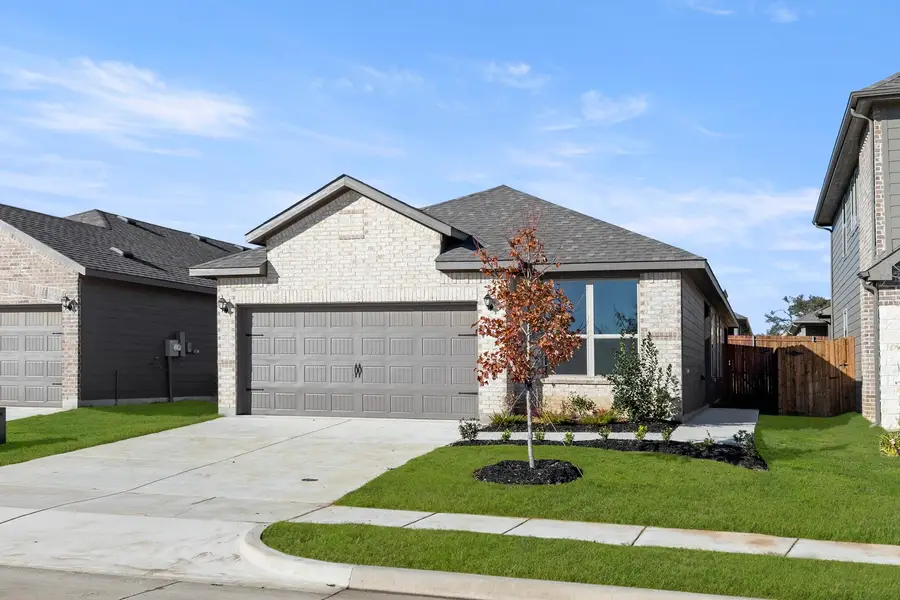 1712 Elle Lane, Aubrey, TX 76227 - Image #2