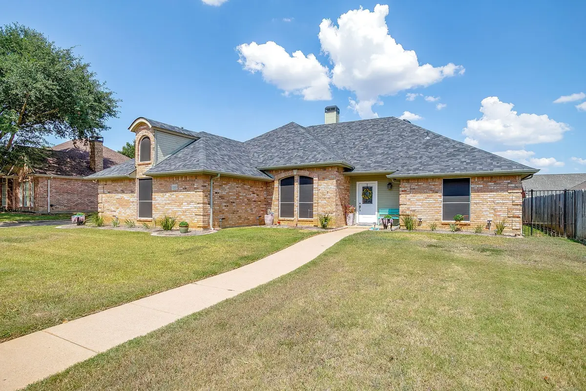 105 Shorewood Place, Joshua, TX 76058 - Image #1