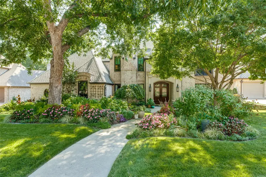 1405 Pecan Hollow Trail, McKinney, TX 75072 - Image #2