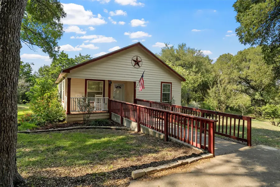 2821 Theresa Lane, Moody, TX 76557 - Image #2
