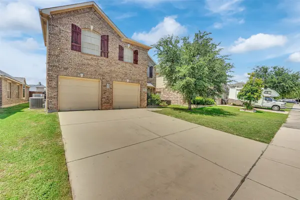 9505 Chuparosa Drive, Fort Worth, TX 76177